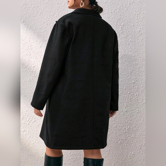 Double-breasted coat - Picture 9 of 15